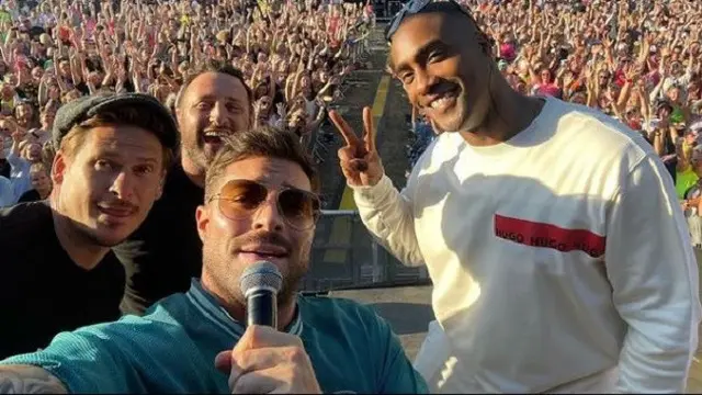 Blue (Foto: Instagram/@officialblue)