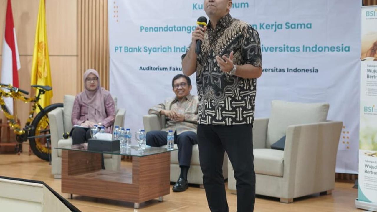 Menurut Direktur Keuangan dan Strategi BSI Ade Cahyo Nugroho, angka pertumbuhan ini tidak lepas dari upaya literasi dan inklusi keuangan syariah yang terus digaungkan oleh BSI sejak awal.