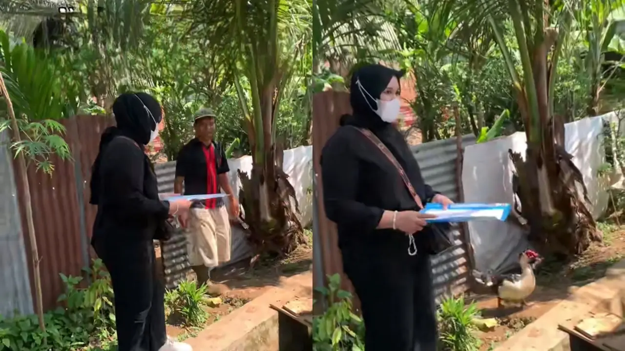 Aksi Mahasiswi Blusukan ke Kebun