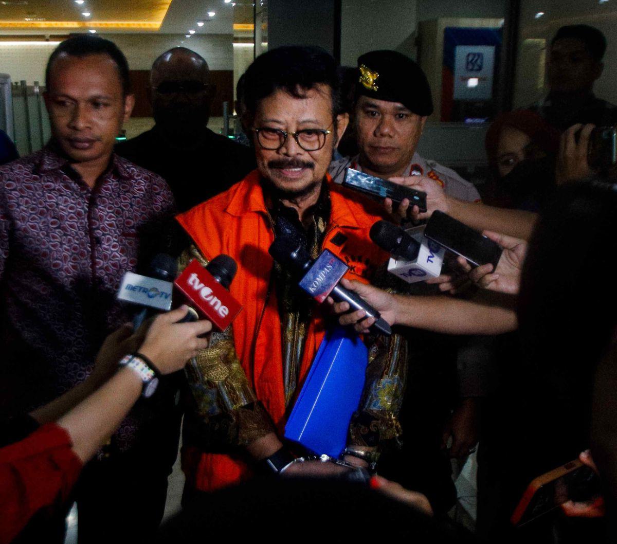 Tersangka mantan Menteri Pertanian Syahrul Yasin Limpo (SYL) usai menjalani pemeriksaan di Bareskrim Mabes Polri, Jakarta, Kamis (11/1/2024). SYL kembali diperiksa oleh Bareskrim terkait kasus dugaan pemerasan yang dilakukan oleh mantan ketua Komisi Pembe