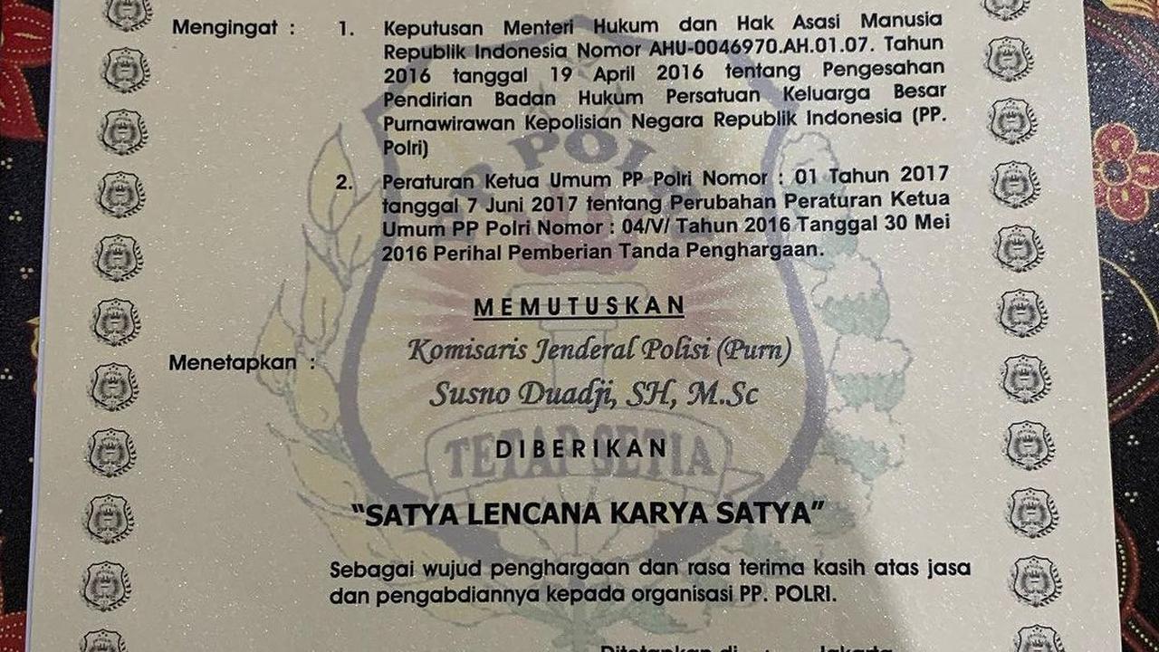 Kaget Raih Penghargaan Satya Lencana Karya Satya