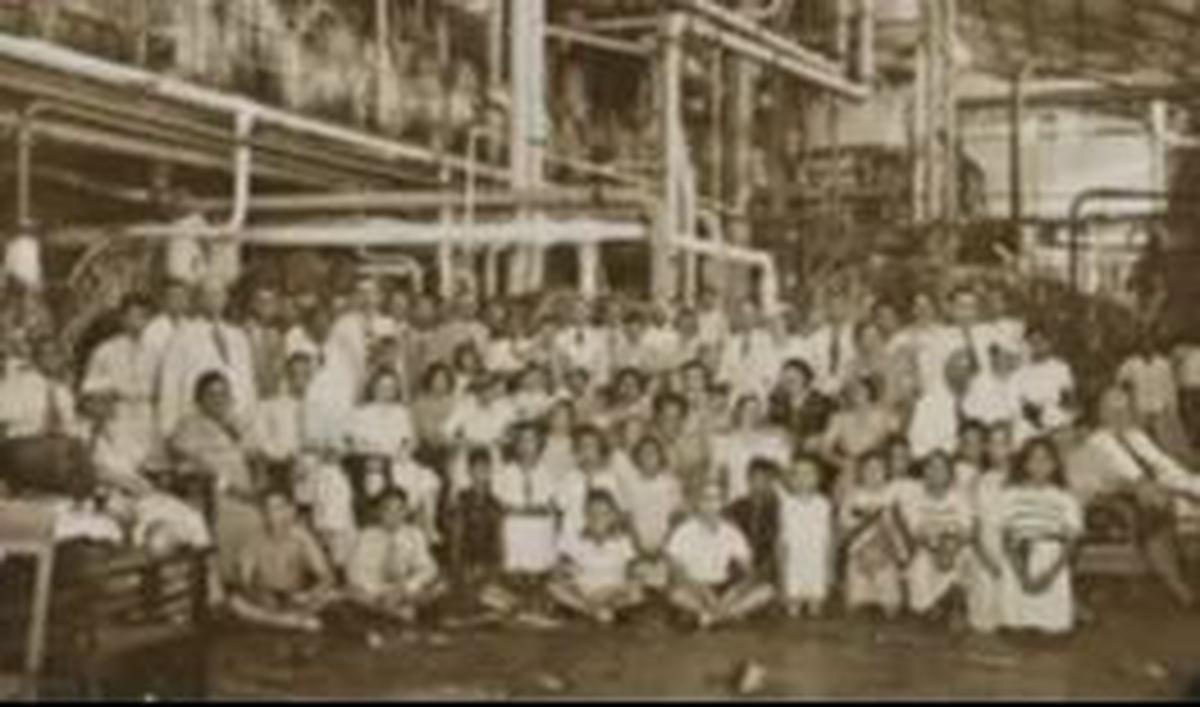 Merupakan Serikat Buruh Cabang Shanghai