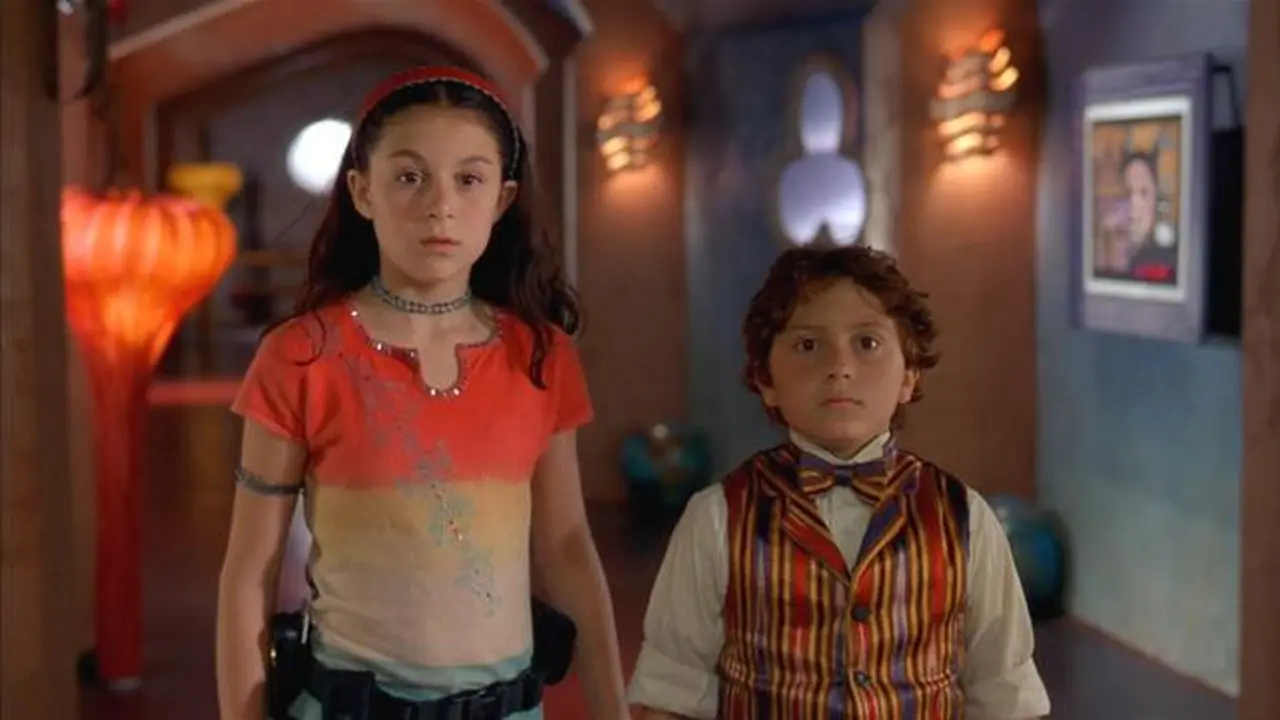 Alexa Vega memerankan karakter Carmen Cortez