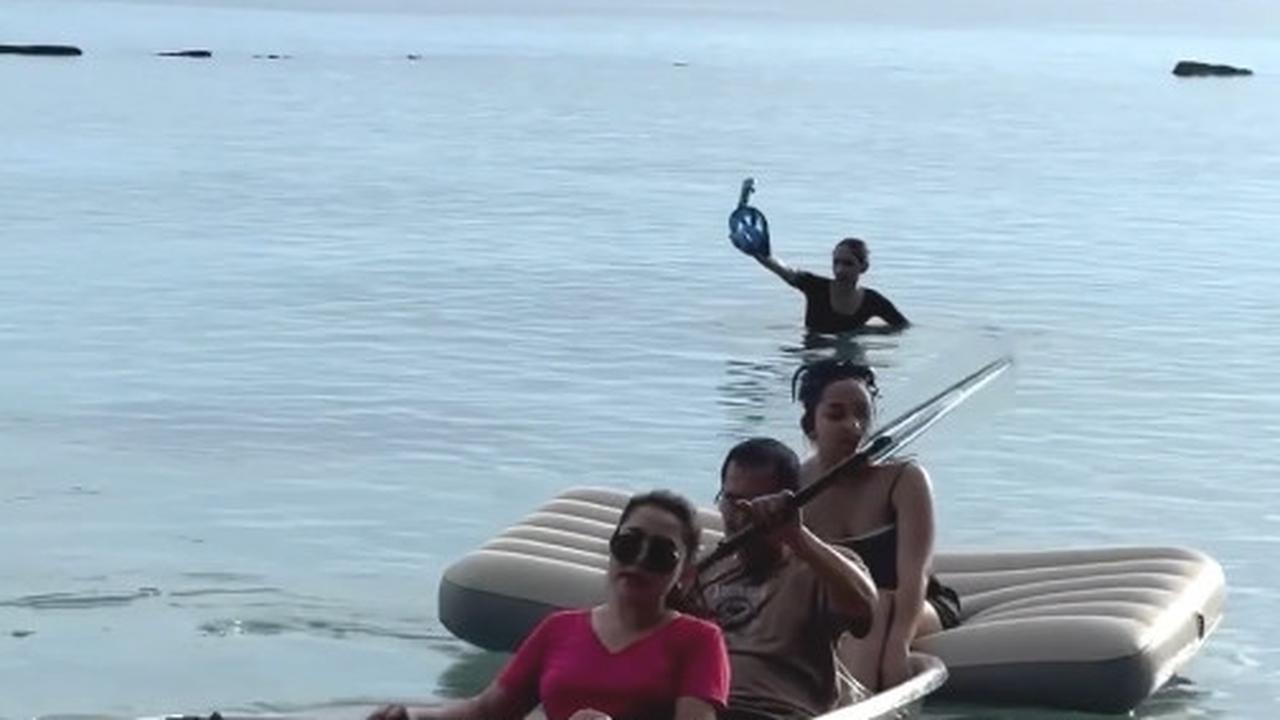 Liburan ini menyatukan kembali keluarga Mayang secara utuh, memberikan kesenangan di pulau pribadi mereka.