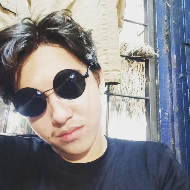 6 Potret Terbaru Sidik Edward, Pemeran Samudra di Sinetron ‘Yang Masih di Bawah Umur’