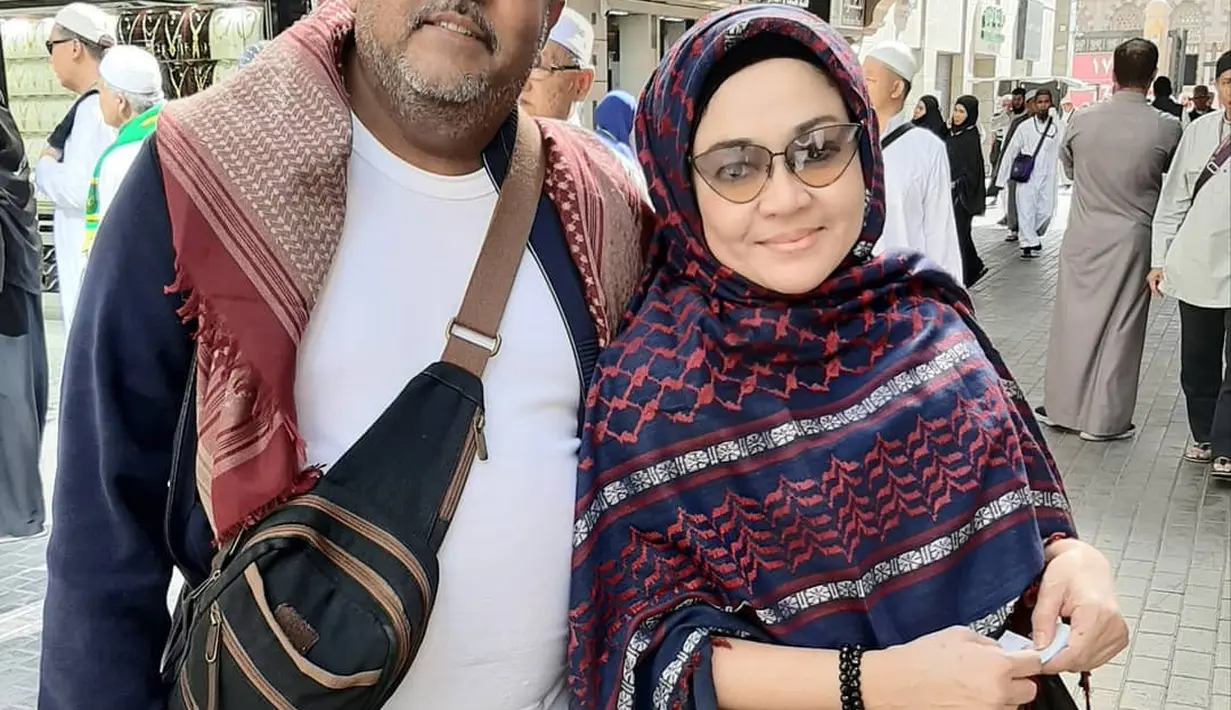 Rano Karno dan istri (Instagram/si.rano)