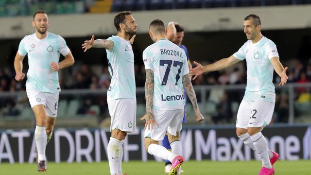 Foto: Jelang Bentrok di Semifinal Liga Champions, AC Milan Bermain Imbang Lawan Tim Degradasi dan Inter Menang Besar