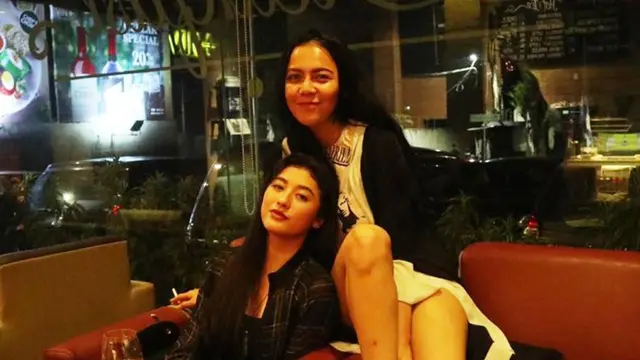 Shy Edwards dan Ratu Rizky Nabila