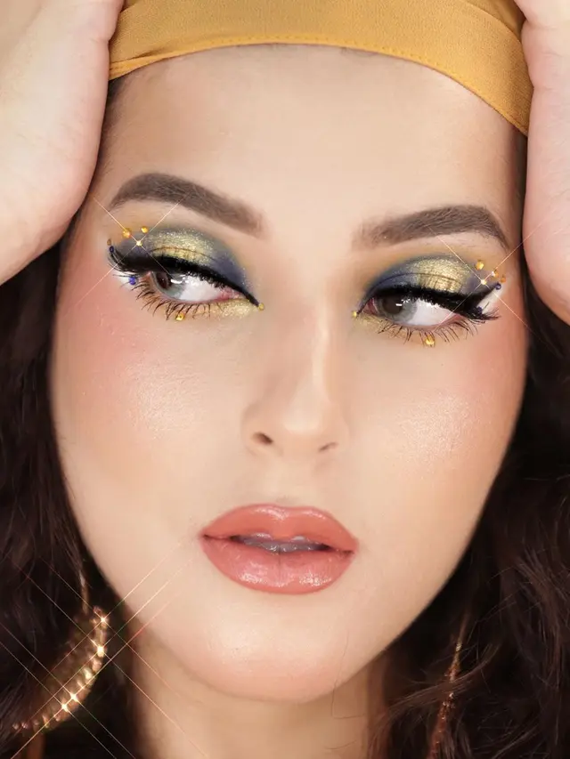 6 Potret Tasya Farasya Dengan Riasan Makeup Unik, Curi Perhatian
