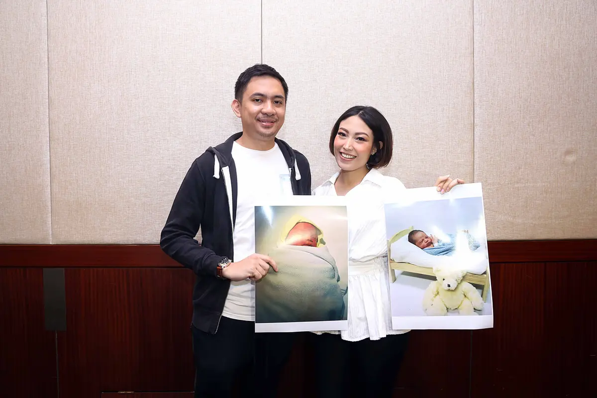 [Bintang] Ayu Dewi dan Regi Datau
