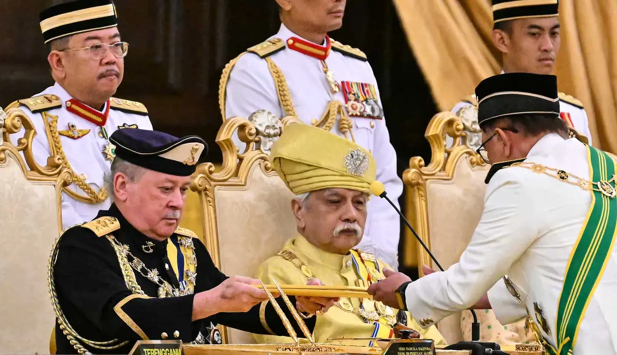Gantikan Sultan Abdullah, Sultan Ibrahim Sultan Iskandar dari Johor ...