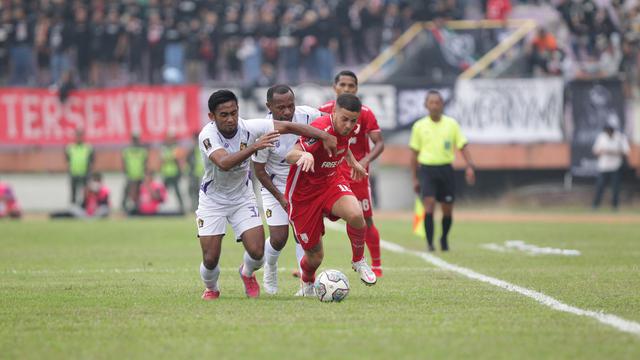 Uji Coba Persis Vs Persik