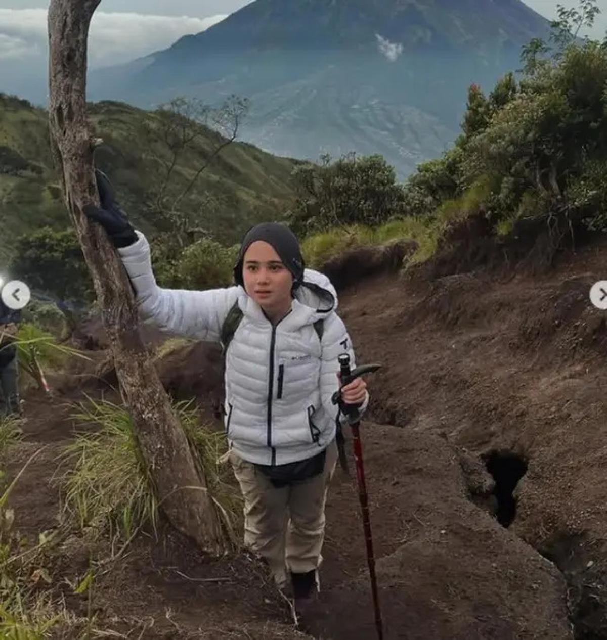 Tissa Biani Sempat Sedih Naik Gunung Merbabu Tanpa Ditemani Dul Jaelani