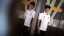 <p>Pembalap Astra Honda Racing Team, Fadillah Arbi Aditama berpose di depan fotografer setelah melakukan wawancara di Penang Bistro Gatot Subroto, Jakarta Selatan, Senin (24/07/2023). (Bola.com/Bagaskara Lazuardi)</p>