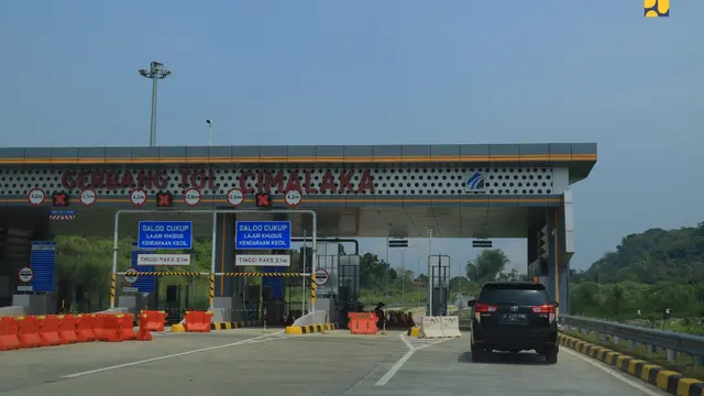 Kementerian PUPR menyiapkan 2 ruas jalan tol baru dan 8 jalan tol fungsional untuk mendukung arus lalu lintas saat libur Natal dan Tahun Baru (Nataru) 2022-2023.
