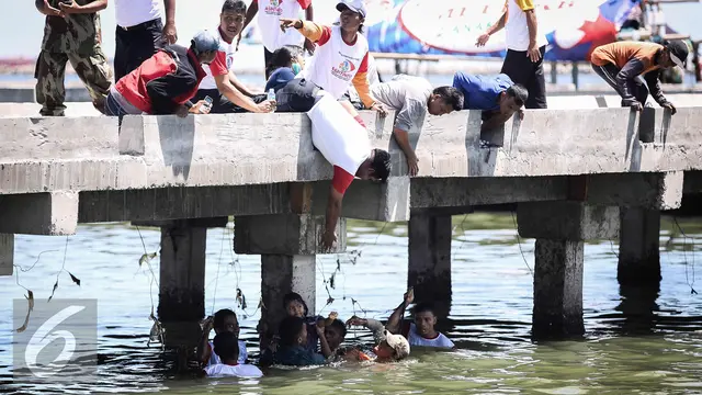 20160324-Anak-Tercebur-ke-Laut-Jakarta-FF