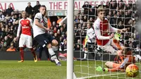 Tottenham Hotspur vs Arsenal (Reuters/Dylan Martinez)