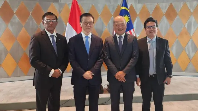 Kerja sama Sinar Mas dan Axiata di Malaysia