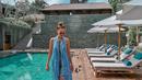 Ketika berlibur di Bali, wanita berdarah Indo-Austria ini juga bertemu dengan sejumlah sahabatnya. Sehingga ia tak menghabiskan momen ulang tahunnya sendirian. (Liputan6.com/IG/lunamaya)