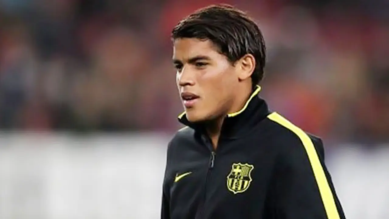 jonathan-dos-santos-131025b.jpg