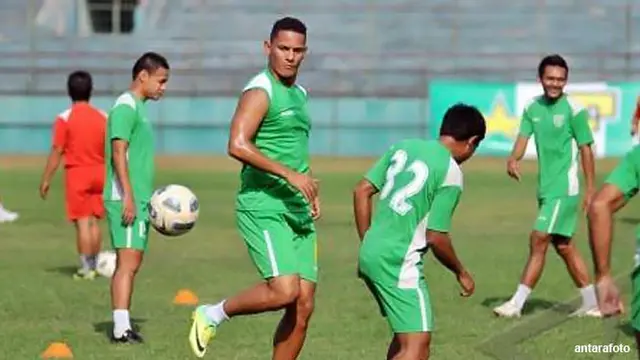 marcio-souza-120929-logo.jpg