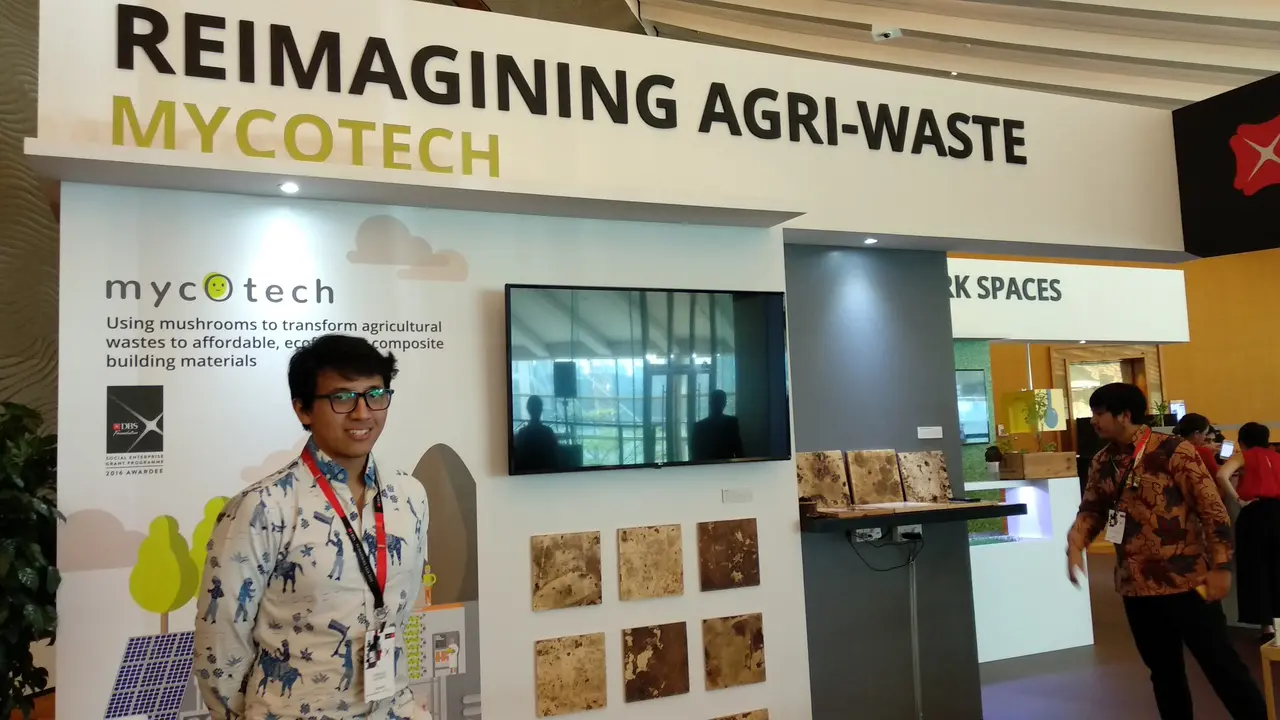 Mycotech, startup asal Bandung yang berinovasi dengan limbah pertanian dan berhasil menyentuh pasar Eropa. (Maulandy Rizky/Liputan6.com)