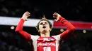 Antoine Griezmann - Kemampuan penyerang Atletico Madrid ini dalam mencetak gol seakan memudar. Dari 12 partai yang sudah ia jalani ternyata Griezmann baru mencetak 2 gol di LaLiga. (AP/Manu Fernandez)