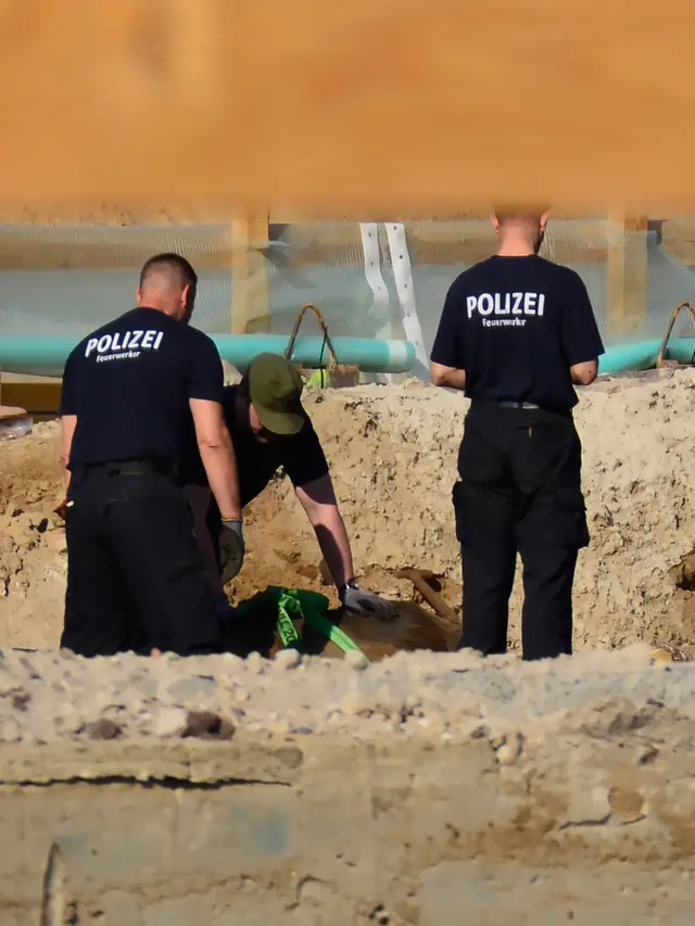 Momen Menegangkan Pemindahan Bom Perang Dunia II di Berlin