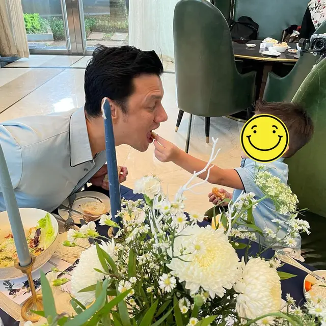 Momen Perayaan Ulang Tahun Christian Sugiono yang Ke-40. (Sumber: Instagram/csugiono dan Instagram/titi_kamall)