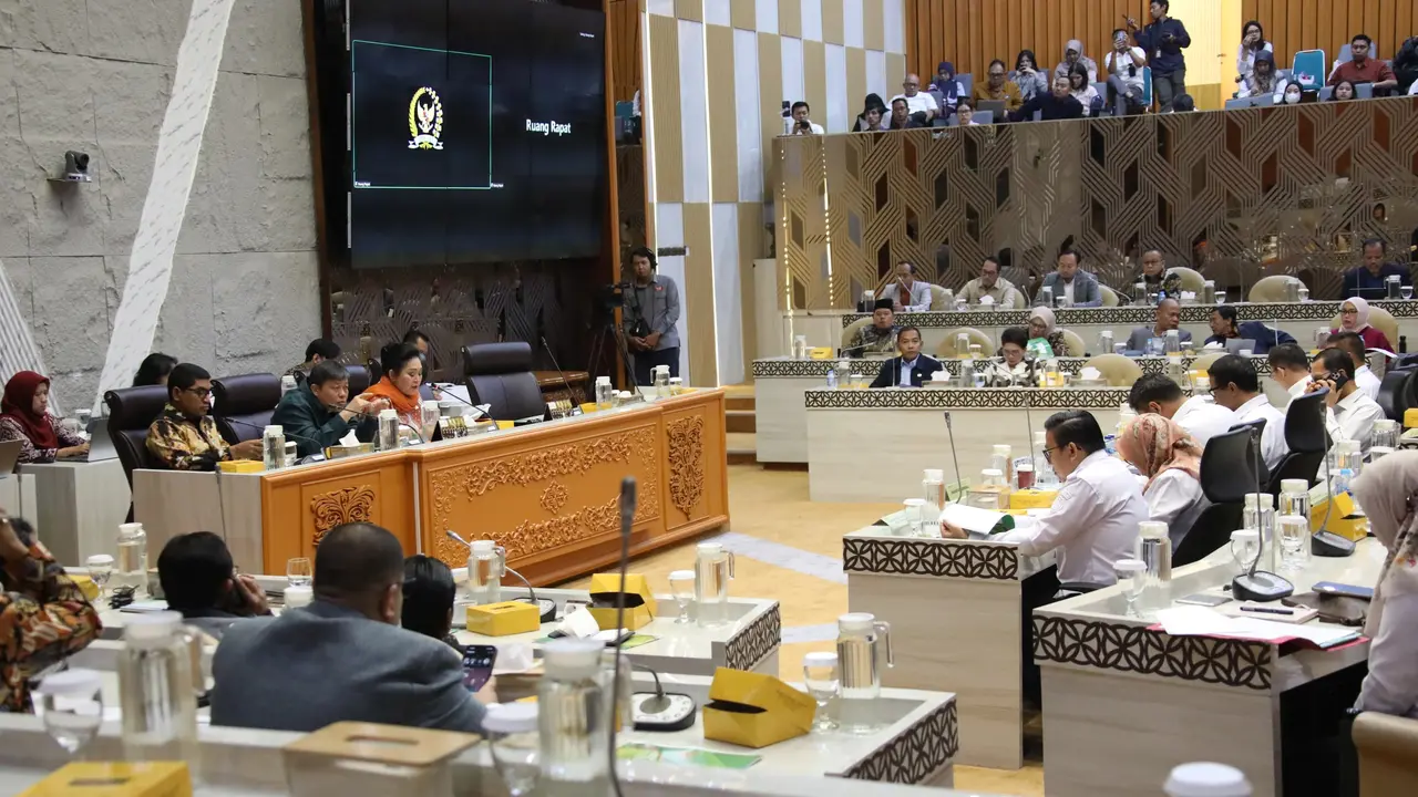 Komisi IV DPR RI Puji Mentan Amran: Produksi Surplus 3,7 Juta Ton, Urusan Harga Bukan Tanggung Jawab Kementan