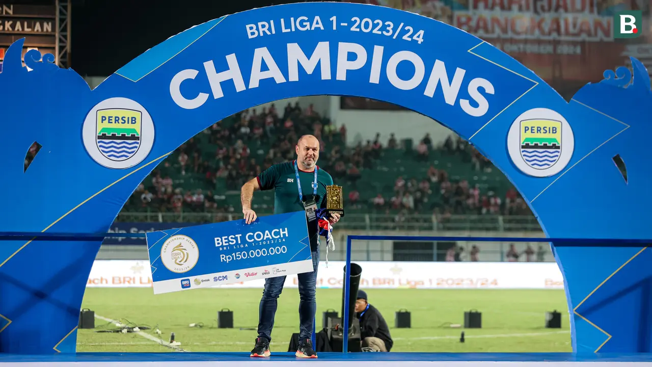 Foto: Parade Para Terbaik Peraih Penghargaan BRI Liga 1 2023/2024, David Da Silva Raih Gelar Top Skor