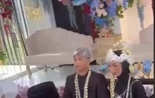 Viral Pernikahan dengan Mas Kawin Uang Rp25 Ribu, Tapi Ditambah Mobil dan Pergi Haji