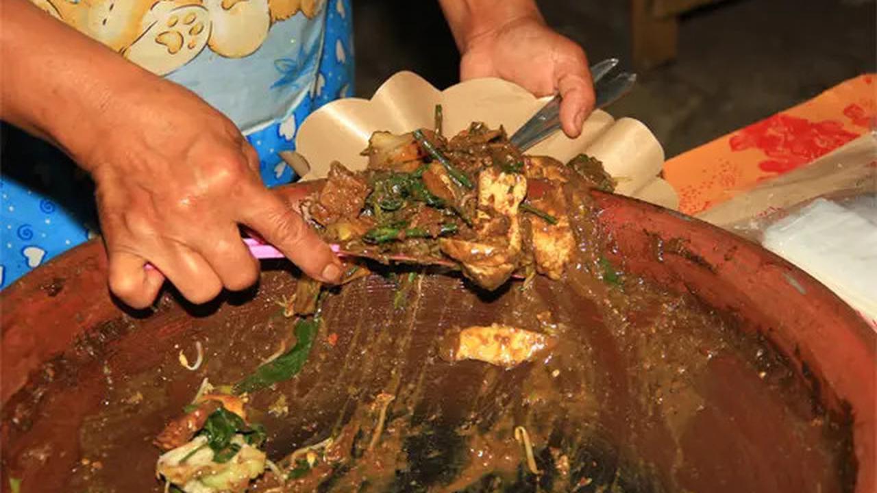 20 Destinasi Wisata yang Terkenal karena Makanan Uniknya, Jalan-Jalan Sekalian Kulineran