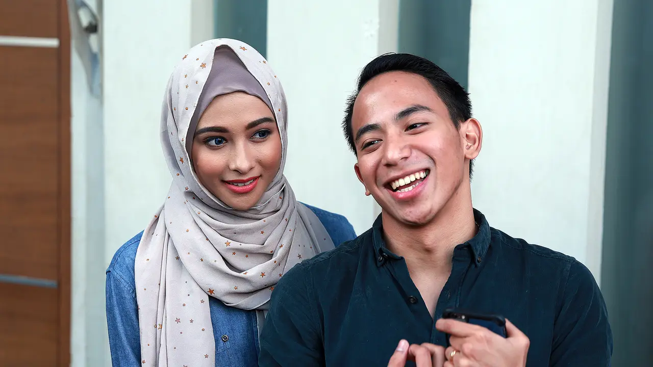 Poppy Bunga dan Muhammad Fattah Riphat