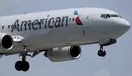 Detik-Detik Pesawat American Airlines Mendadak Turun Tajam, Berujung Mendarat Darurat