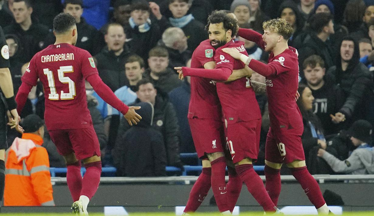 Liverpool sempat dua kali menyamakan kedudukan, masing-masing lewat aksi Fabio Carvalho dan Mohammed Salah. (AP Photo/Jon Super)