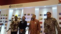Gubernur BI Agus Martowardojo bersama Menteri BUMN Rini Soemarno me-launching kartu debit GPN (Dok Foto: Merdeka.com/Yayu Agustini Rahayu)