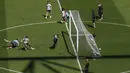 Para pemain Manchester City mengikuti sesi latihan di stadion Dragao di Porto, Portugal, Jumat (28/5/2021). Manchester City akan bertanding melawan Chelsea pada babak final Liga Champions pada Sabtu malam atau Minggu (30/5/2021) dini hari. (Susana Vera/Pool via AP)