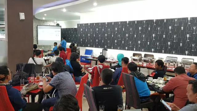 Cirebon Peringkat ke 3 Pengguna Internet Tertinggi di Jawa Barat