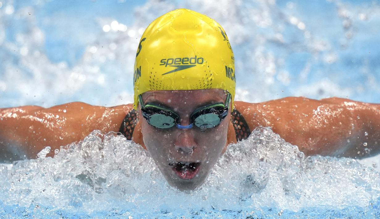 Empat medali emas diraih Emma McKeon dalam nomor estafet 4x100 meter gaya bebas (rekor dunia), 100 meter gaya bebas (rekor Olimpiade), 50 meter gaya bebas (rekor Olimpiade) dan estafet 4x100 meter gaya ganti. (Foto: AP/Matthias Schrader)
