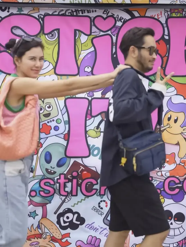 Syahnaz Sadiqah baru saja pulang liburan dari Australia bersama sang suami, selama di negeri Kangguru dia selalu membagikan keseruannya