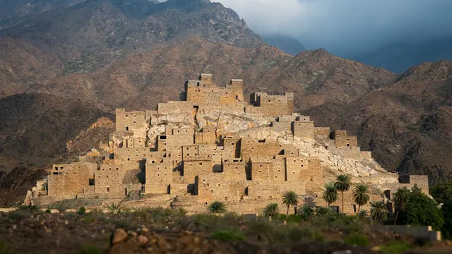 4 Destinasi Wisata Unik di Arab Saudi, Salah Satunya Tawarkan Pengalaman Purple Season