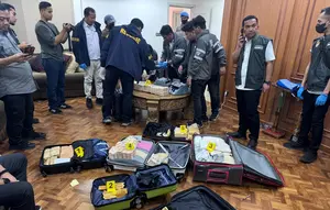 Polri Gelar Rumah di Sentul, Sita 74 Kg Emas dan Ratusan Miliar