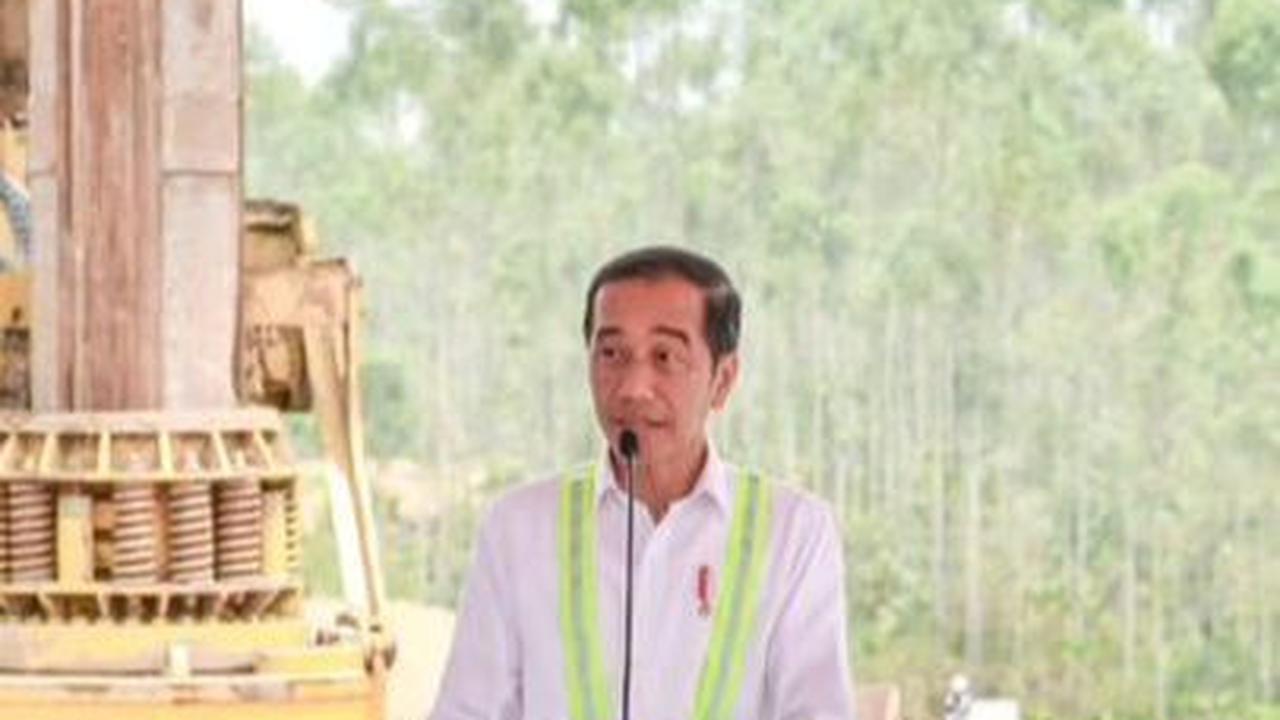 VIDEO: Pantun Jokowi di IKN "Supaya Pembangunan Maju Terus, Pinjam Dulu Seratus"