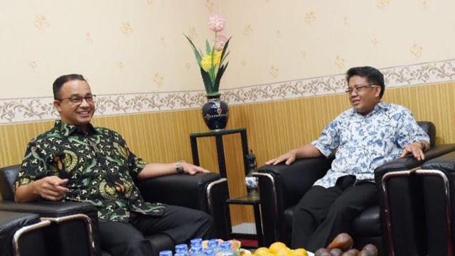 Anies Baswedan bertemu Presiden PKS Sohibul Iman di kantor DPP PKS, Sabtu sore (14/7/2018).