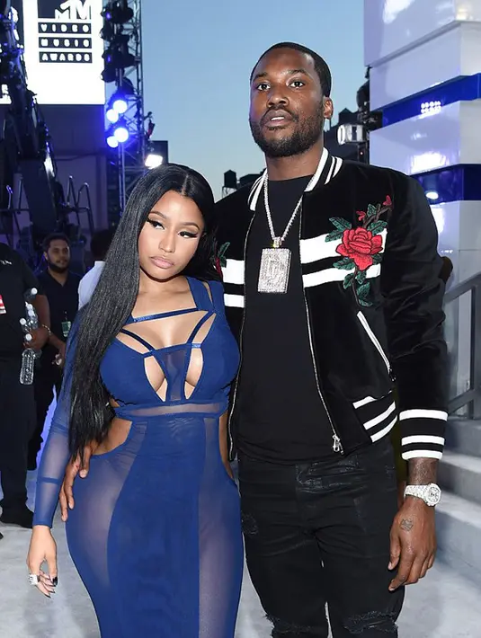 Seperti tidak ingin menimbulkan spekulasi publik, Nicki pun memberikan pernyataannya sendiri lewat tulisan di medsos Twitternya. Nicki memberi tahu bahwa saat  ini dirinya sudah single dan akan fokus dengan karirnya. (doc.dailymail.com)