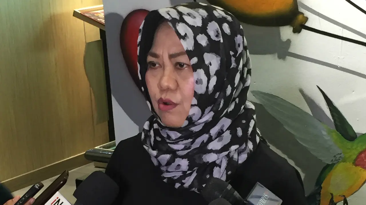 Pengamat politik dari Lembaga Ilmu Pengetahuan Indonesia (LIPI) Siti Zuhro. (Merdeka.com/ Titin Supriatin)