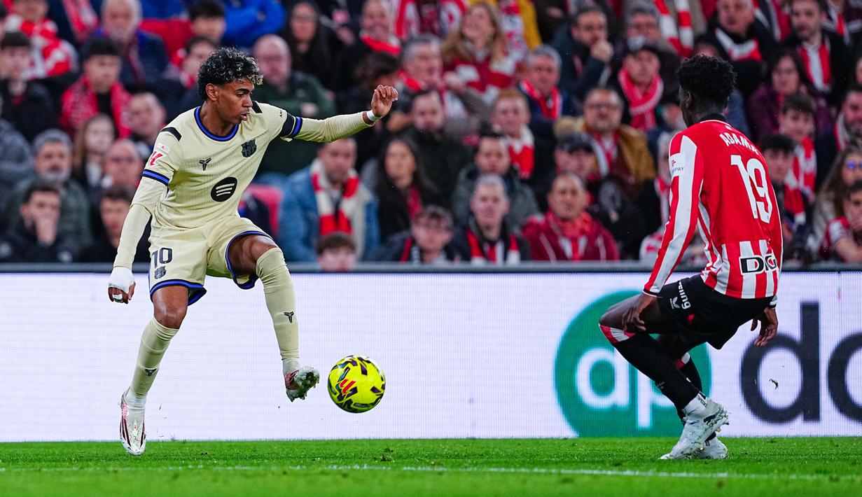 Barcelona meraih kemenangan di pertandingan jornada ke-27 La Liga 2025/2026. Berhadapan dengan Athletic Bilbao, Las Azulgrana menang dengan skor tipis 0-1. (AP Photo/Miguel Oses)