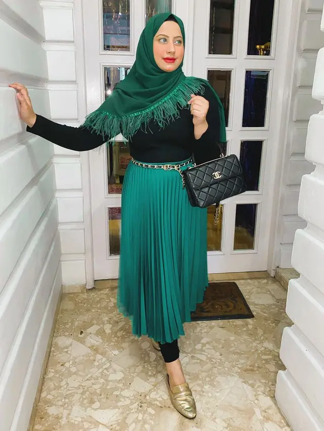7 Potret Tasyi Athasyia Kembaran Tasya Farasya saat Pakai Hijab, Memesona