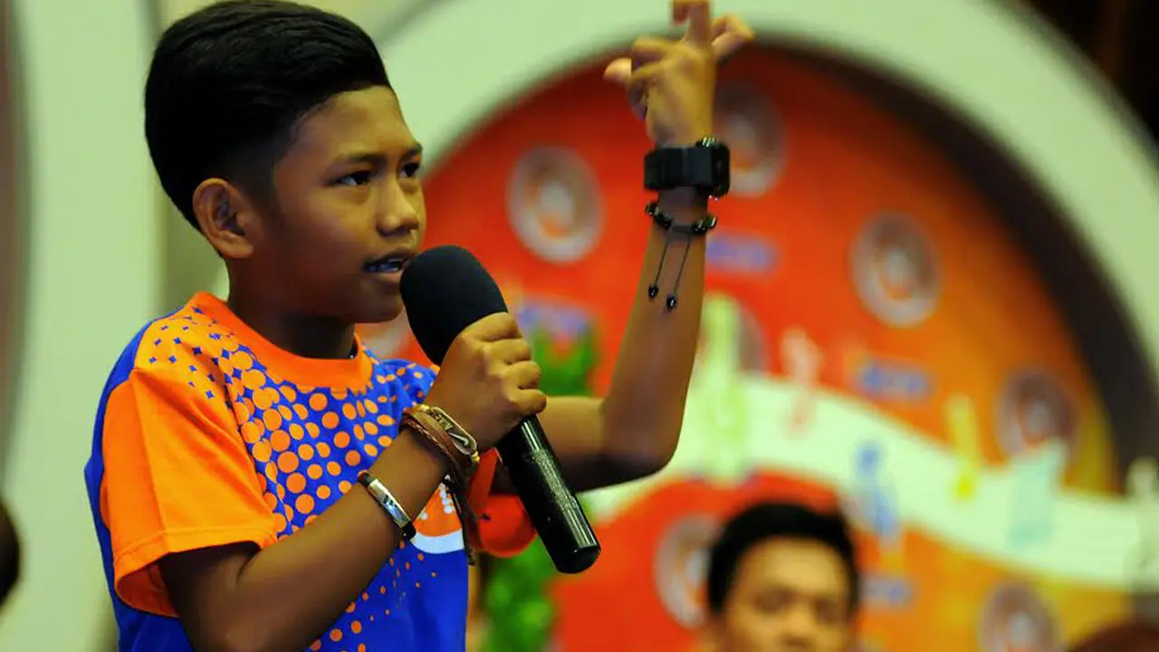 Yoga La Academia Junior Indonesia